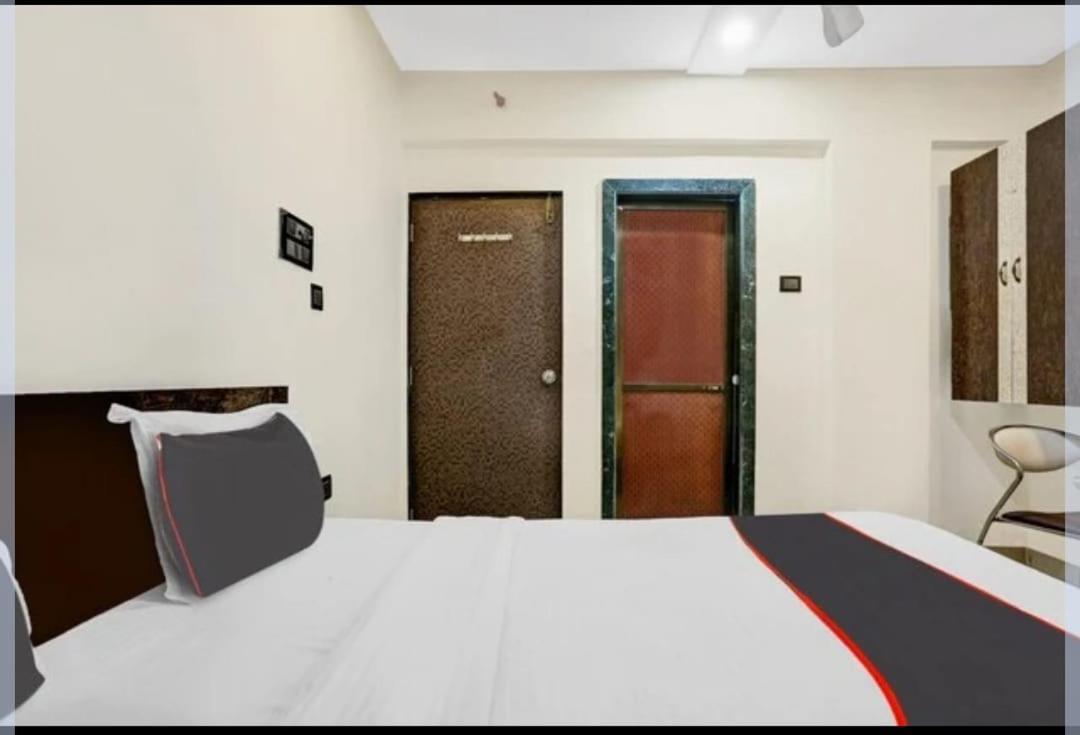 Shubham Residency Mahape Hotel Navi Mumbai Buitenkant foto